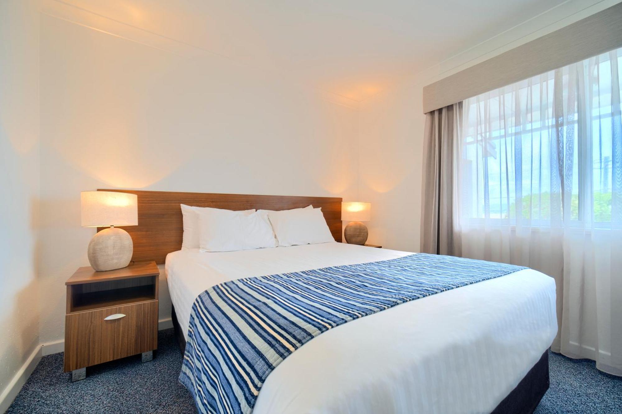 Albany Motel & Apartments Room photo
