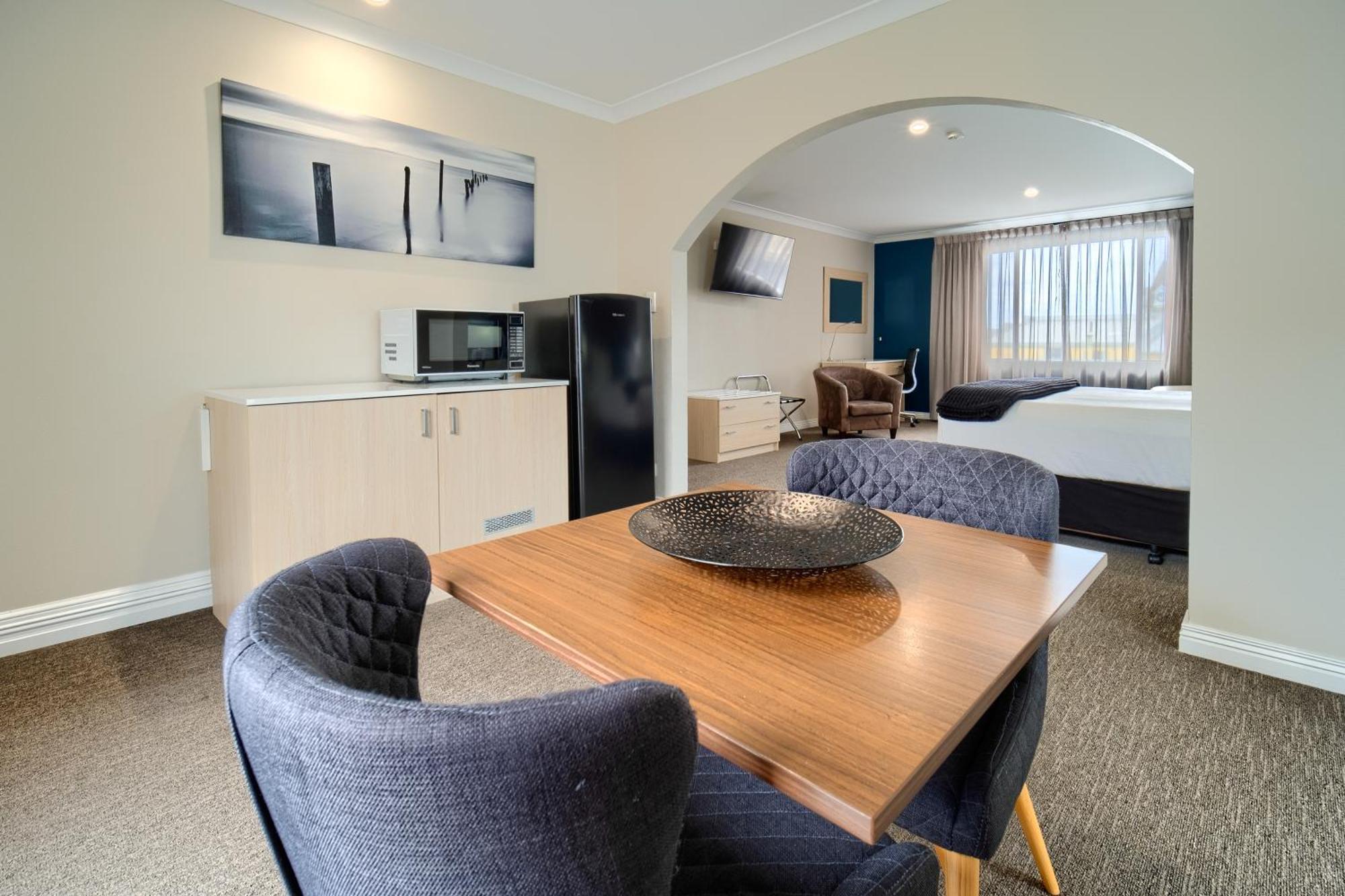 Albany Motel & Apartments Room photo
