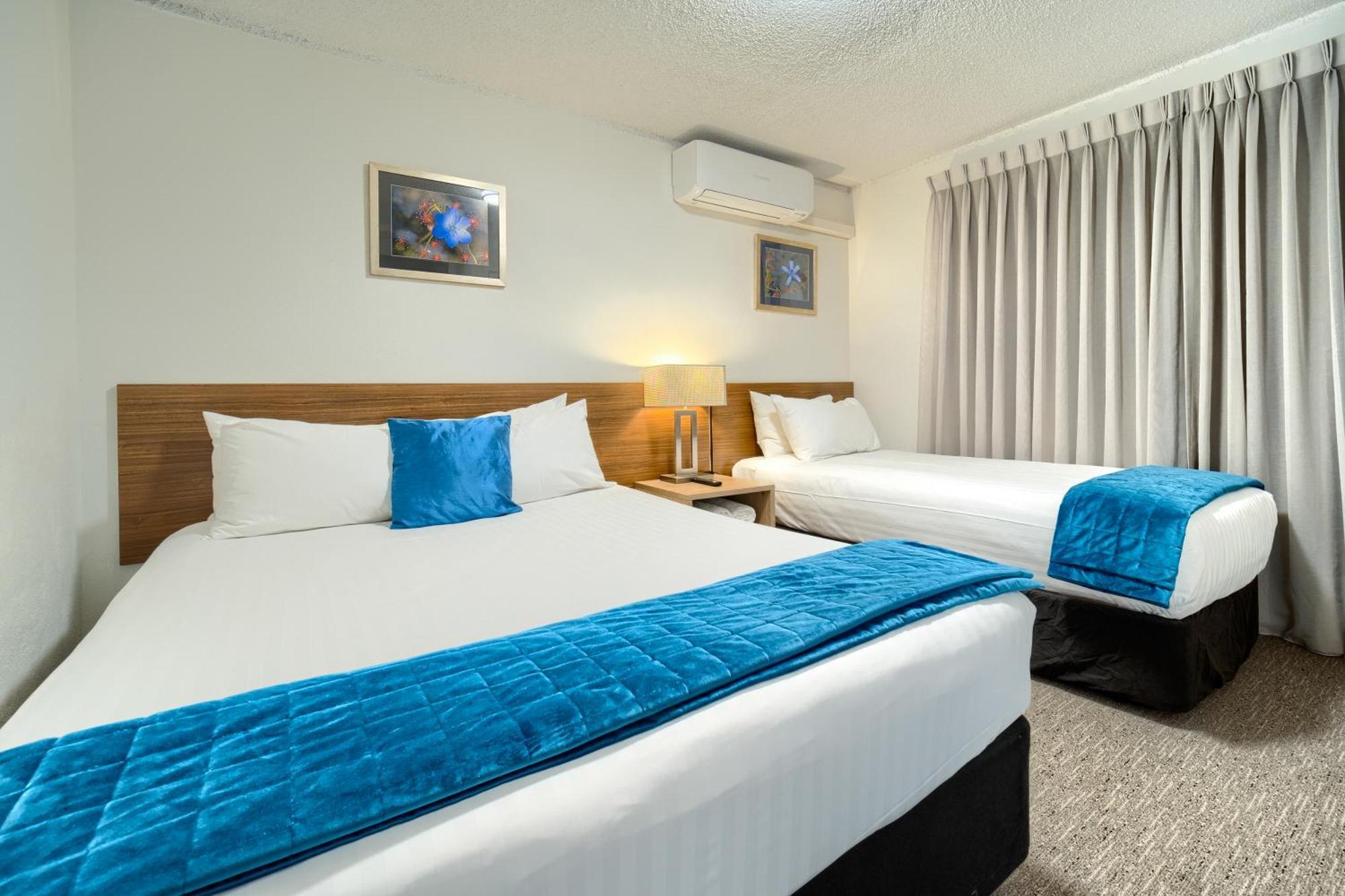 Albany Motel & Apartments Room photo